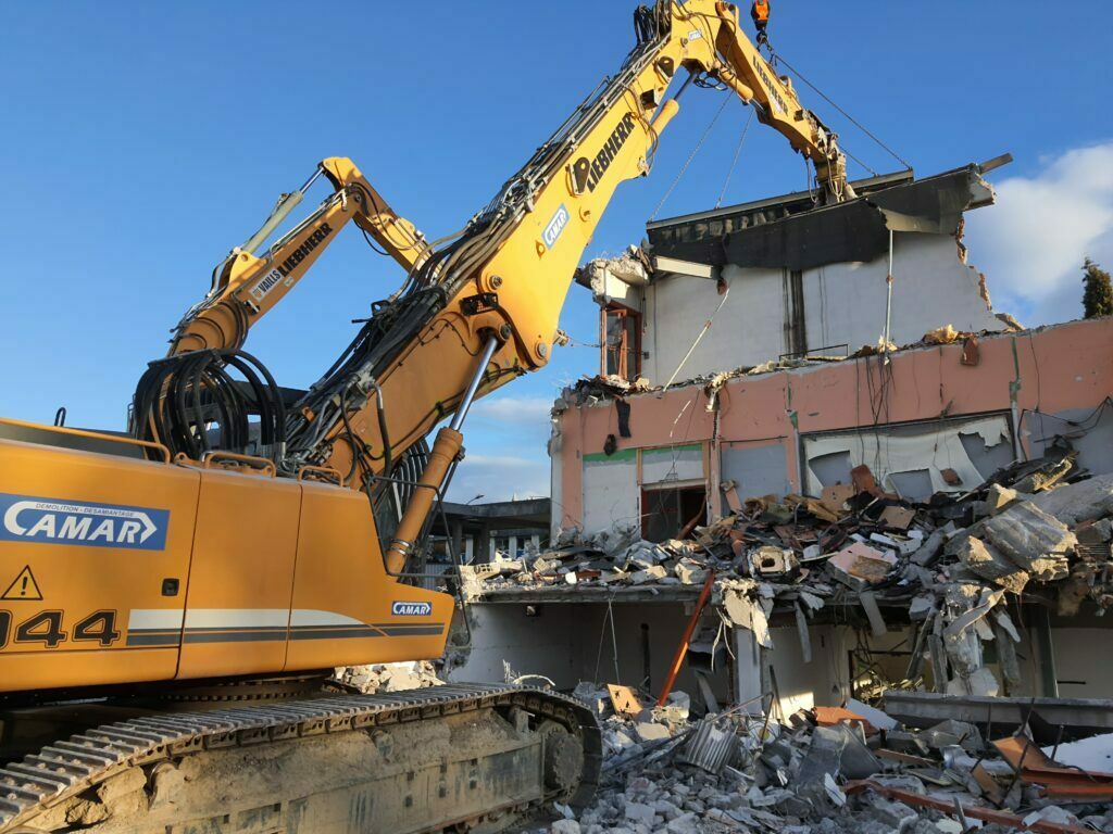 Déconstruction et démolition de bâtiments de type HLM à Perpignan (66)