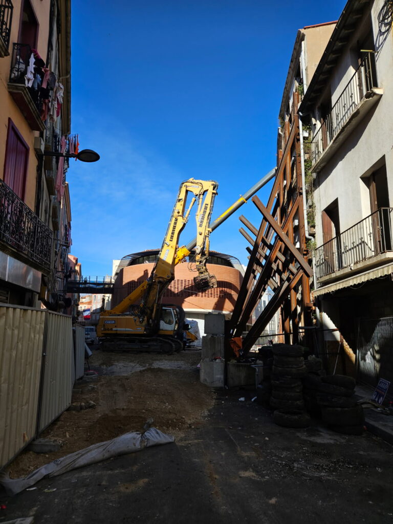 Démolition de 9 immeubles dans le quartier Saint-Jacques à Perpignan Démolition de 9 immeubles dans le quartier Saint-Jacques à Perpignan